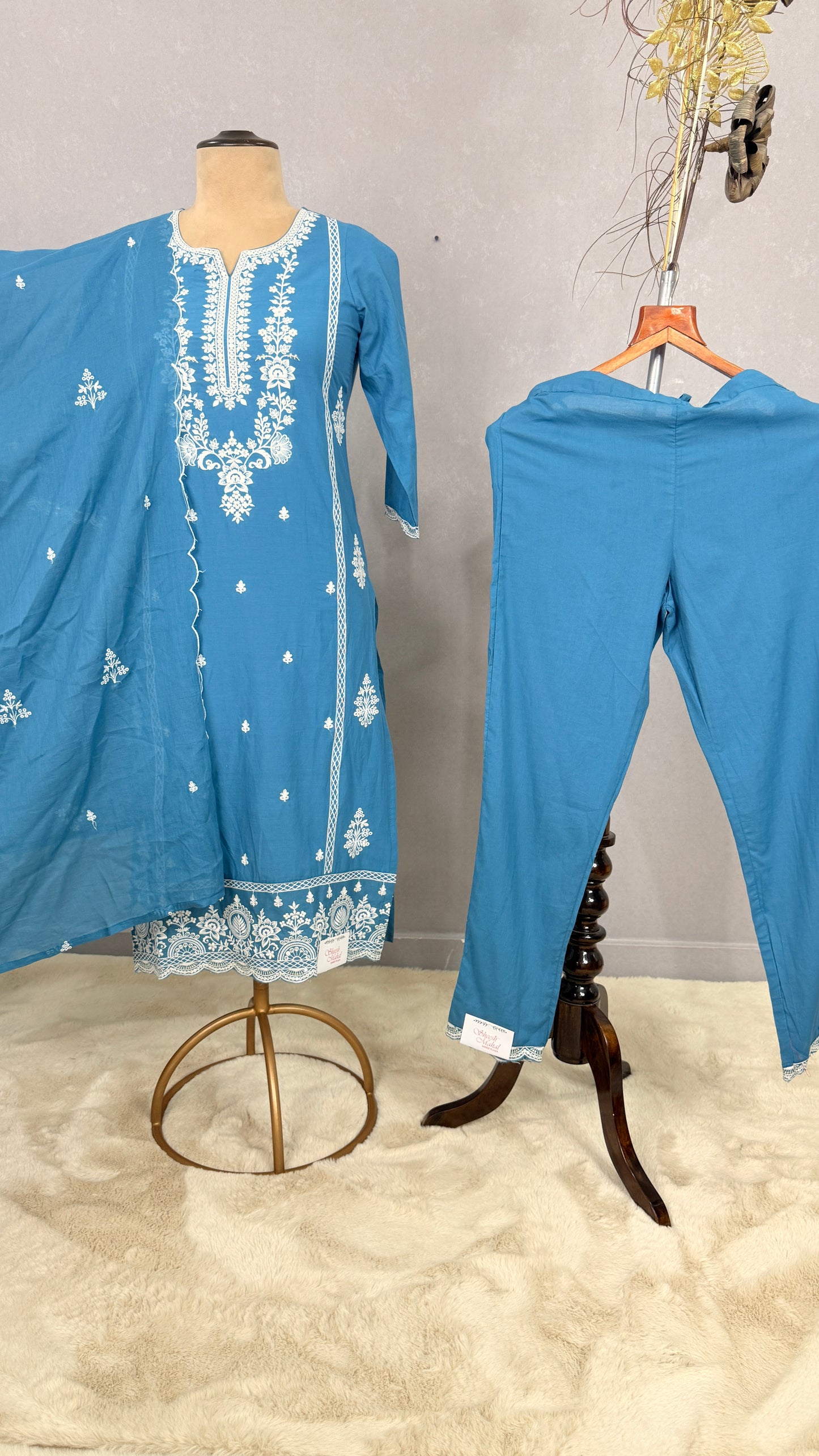 Blue cotton kurta pant set with white Resham embroidered kur2002