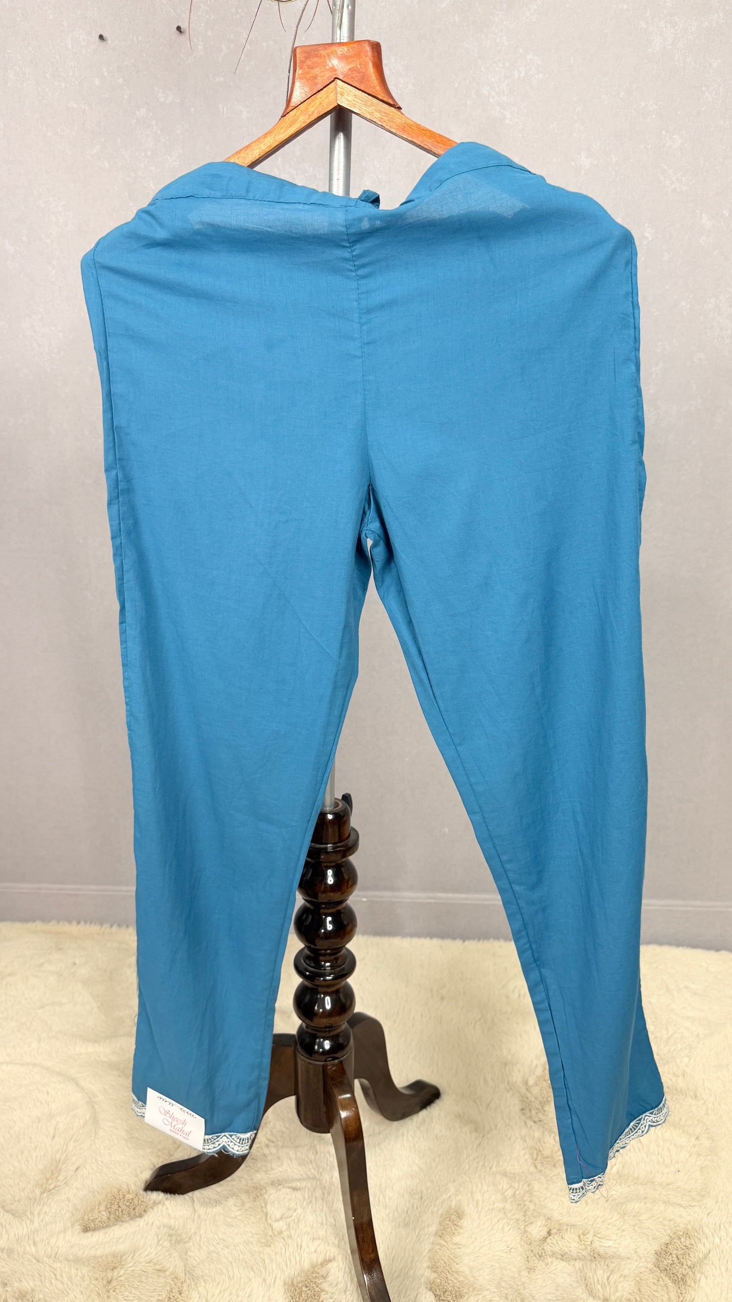 Blue cotton kurta pant set with white Resham embroidered kur2002