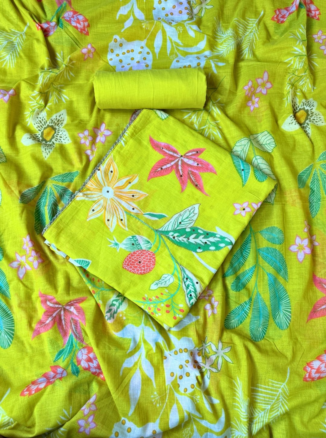 MUL COTTON SUIT WITH HAND PRINT ZARI OUTING WORK & COTTON PANT OR MUL COTTON DUPATTA (SUIT1039)