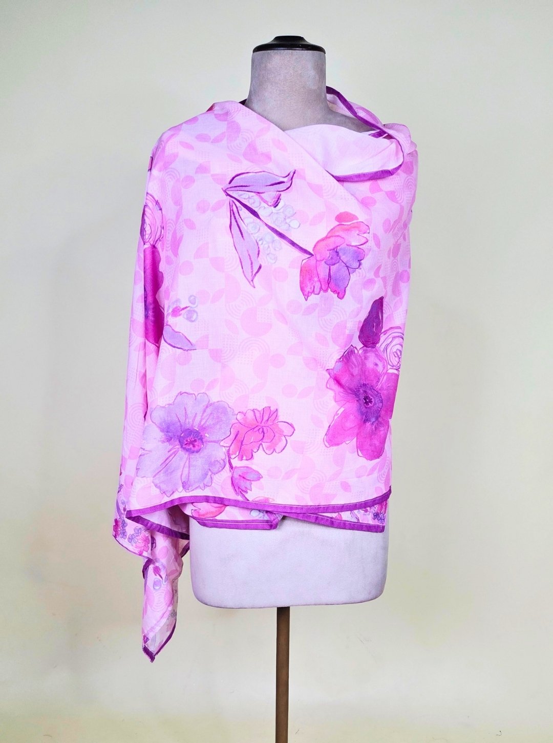 MULTI PINK COLOUR JAAM COTTON KURTI WITH RESHAM WORK OR COTTON DUPATTA & COTTON PANT (KUR1025)