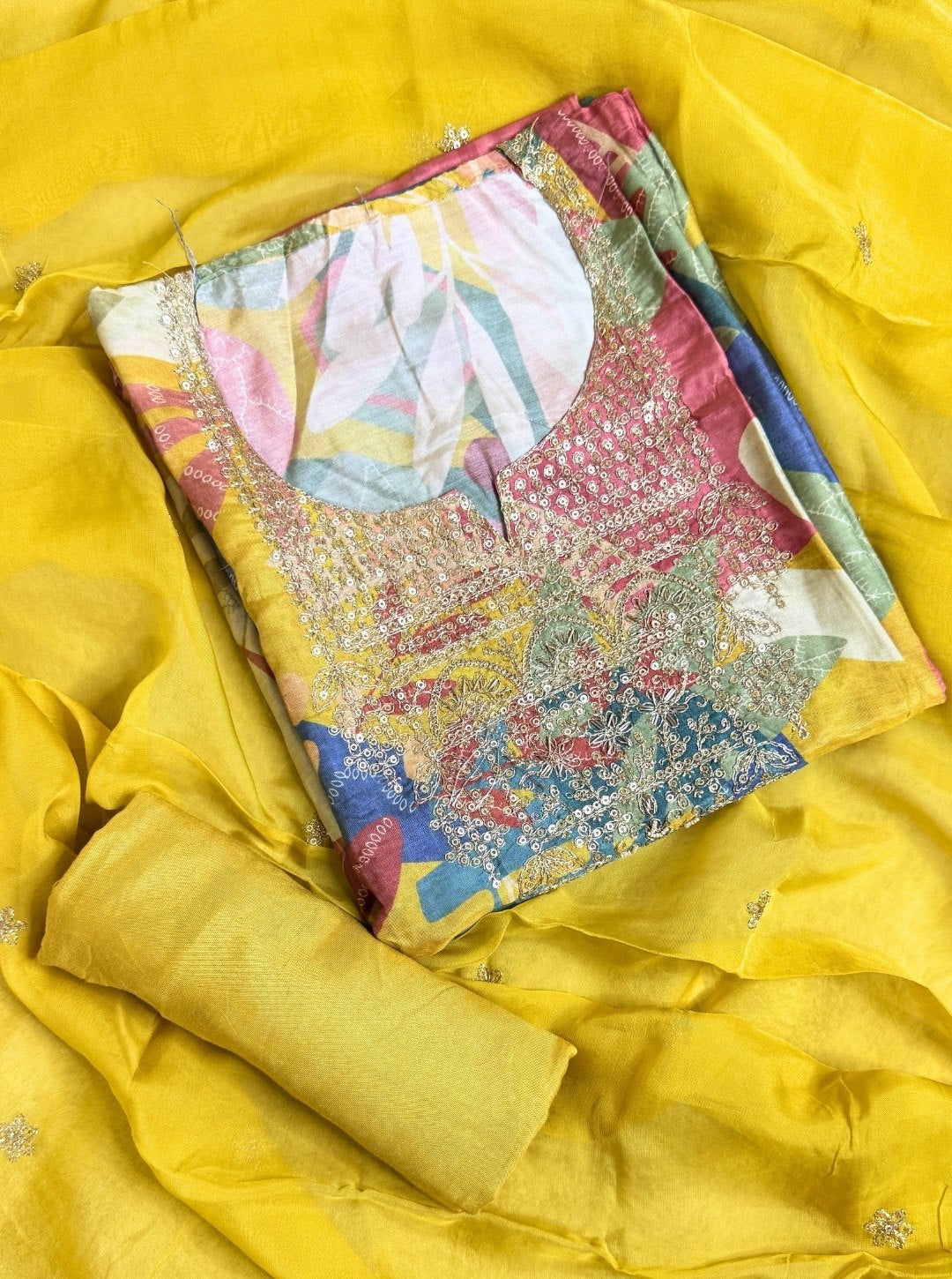 ORGANZA DIGITAL PRINT WITH HAND WORK SUIT (SUIT1009)