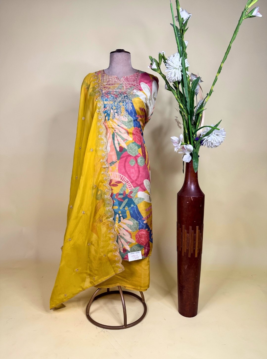 ORGANZA DIGITAL PRINT WITH HAND WORK SUIT (SUIT1009)