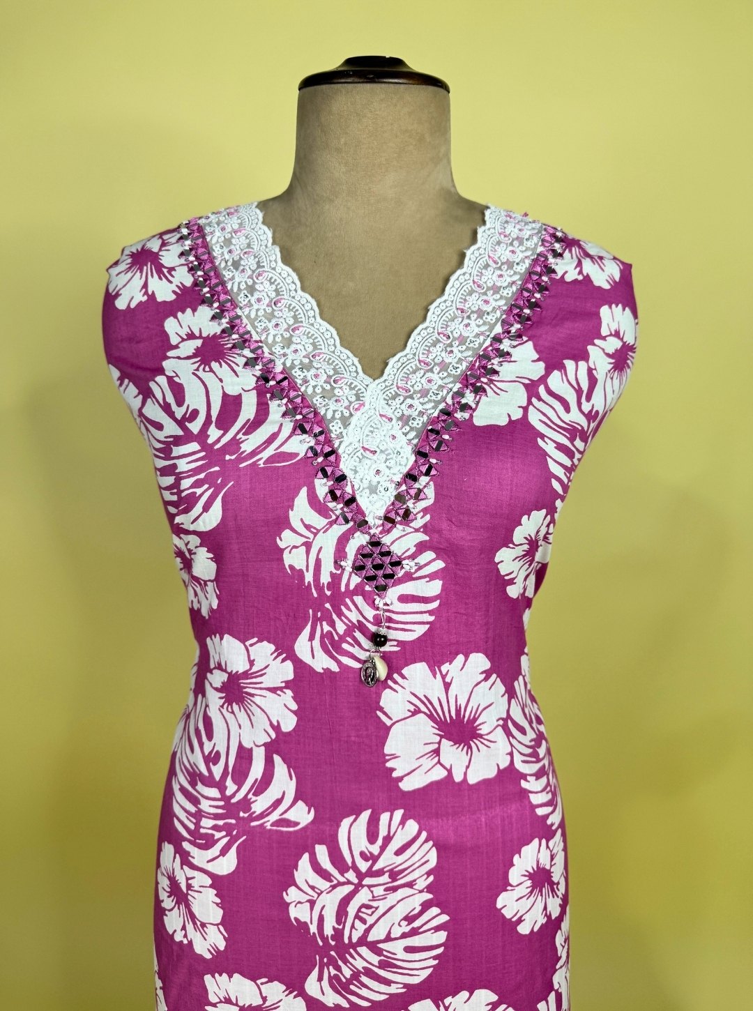 PINK COLOUR V-NECK WITH MIRROR WORK SUIT MULL COTTON DUPATTA STRIPE BOTTOM (SUIT1014)