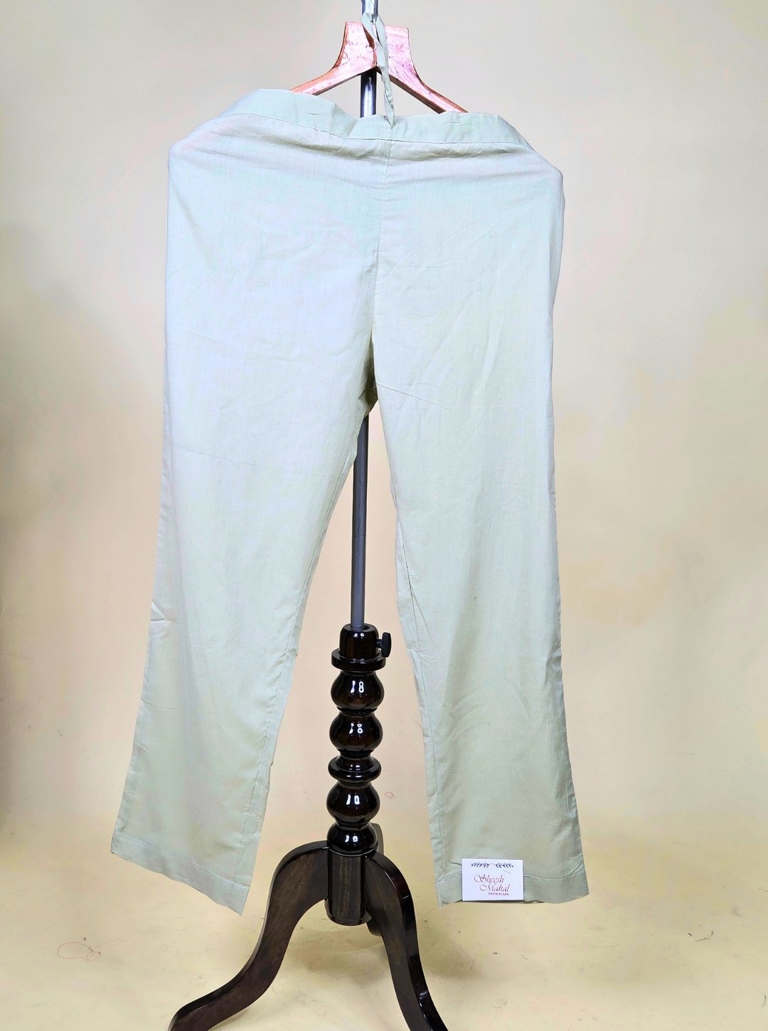 PISTA GREEN COLOUR CAMBRIC COTTON KURTI WITH RESHAM WORK NECKLINE OR COTTON PANT & COTTON DUPATTA (KUR1030)