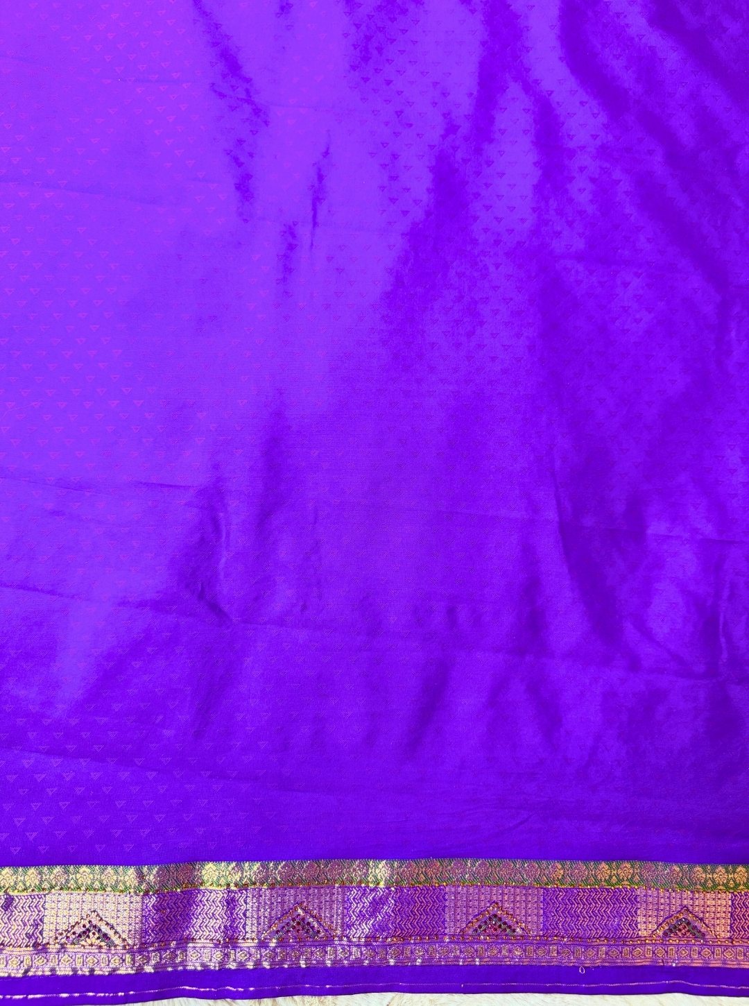 PURPLE COLOUR KANJIVARAM SILK SAREE WITH SEROSKEY WORK (SM1052)