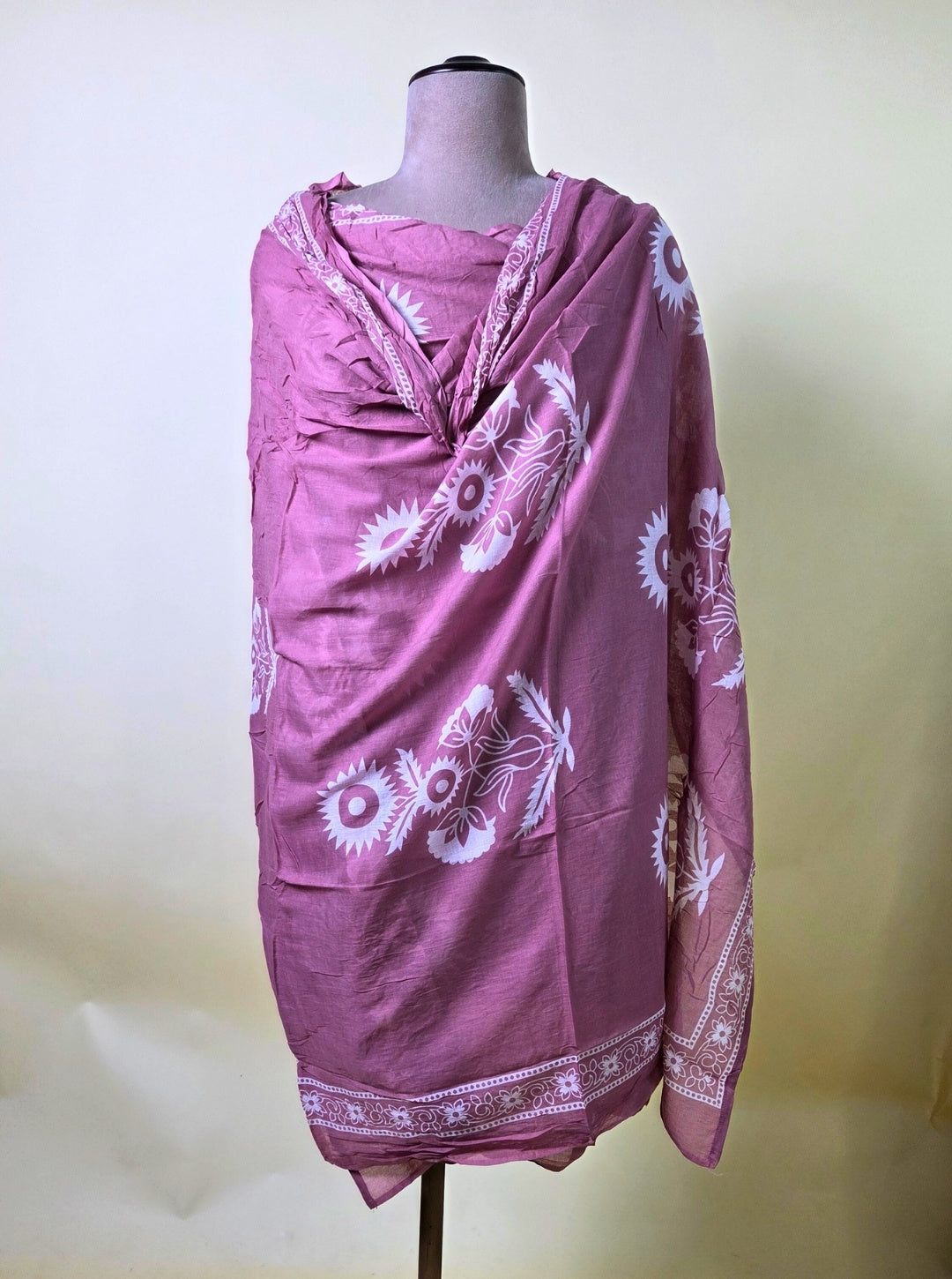A LINE KURTA PANT SET WITH POCKET V NECK (KUR1071)