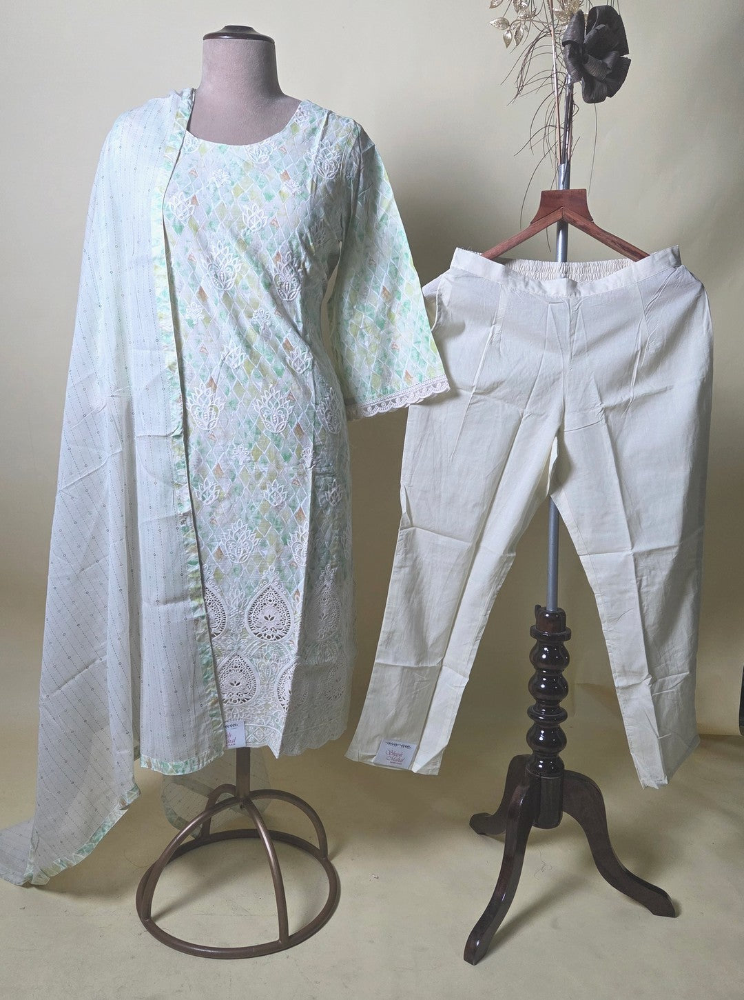 COTTON HAKOBA CHICKEN EMOBROIDERY (KUR1061)