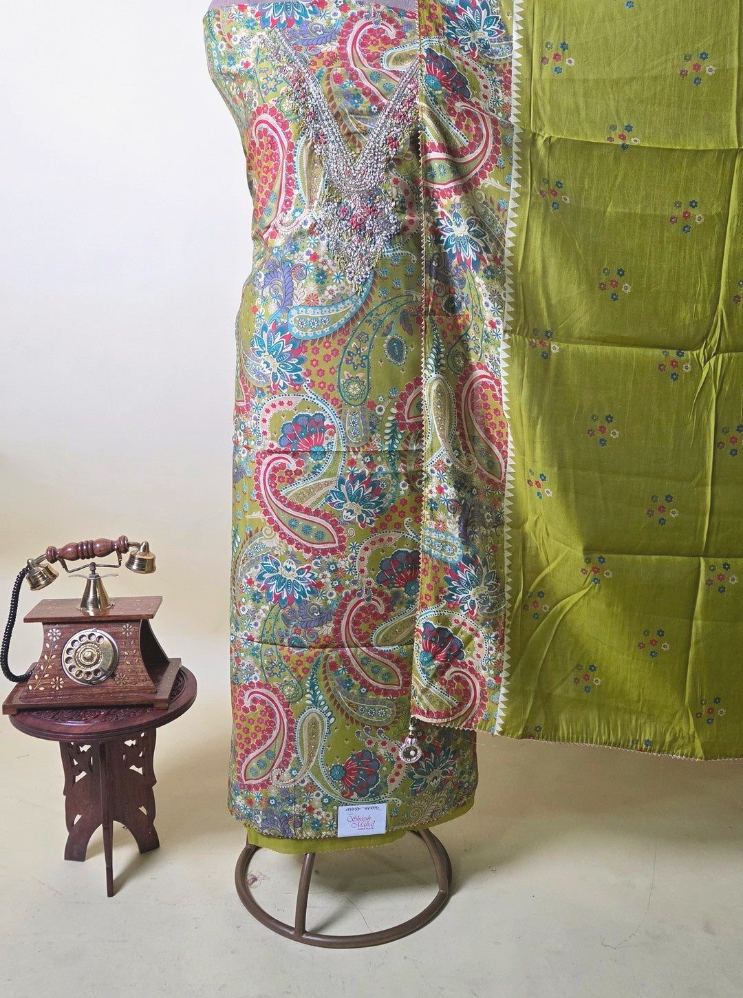 MASLIN SUIT & PARROT GREEN COLOUR WITH BEAUTIFUL NECKLINE WORK (SUIT1068)