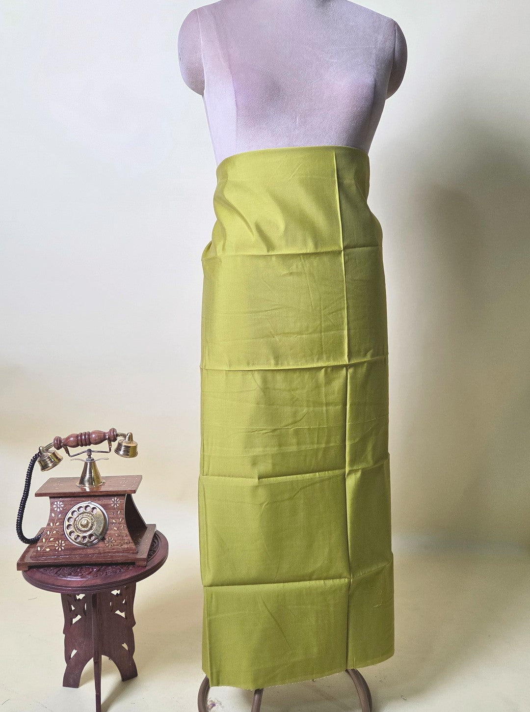 MASLIN SUIT & PARROT GREEN COLOUR WITH BEAUTIFUL NECKLINE WORK (SUIT1068)