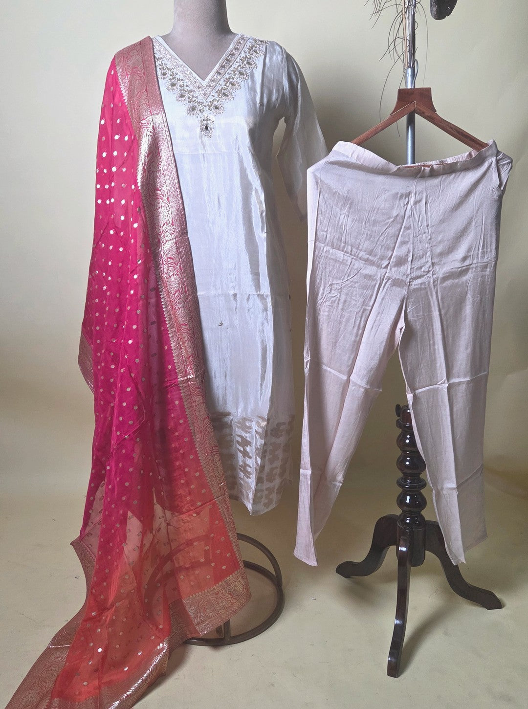 TISSUE ORGANZA SUIT WITH MULTISHADE DUPPATA (KUR1062)