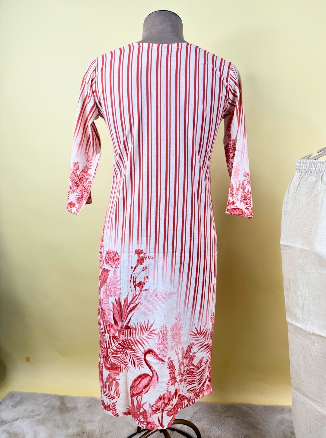 IVORY RUST ORANGE SWAN PRINT KURTI WITH SEQUIN & THREAD WORK (KUR1002)