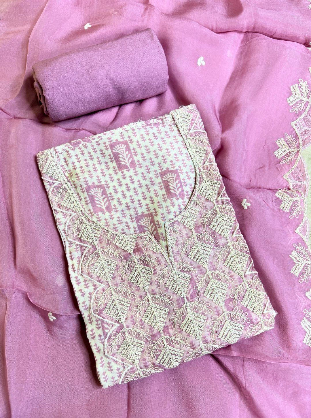 LIGHT PINK COTTON BLEND HAND EMBROIDERED SUIT (SUIT1010)
