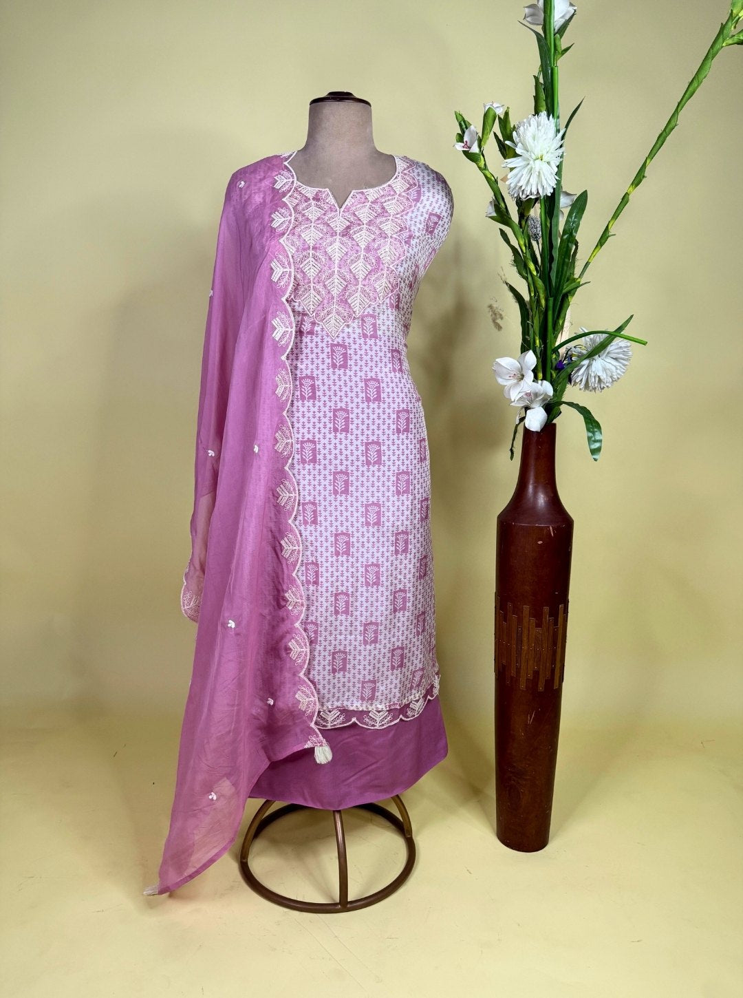 LIGHT PINK COTTON BLEND HAND EMBROIDERED SUIT (SUIT1010)