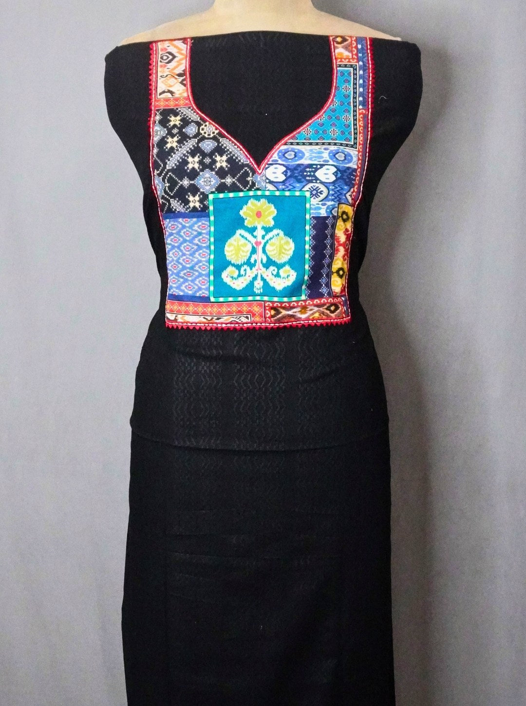 HANDLOOM COTTON MULTI COLOUR PATCH SUIT